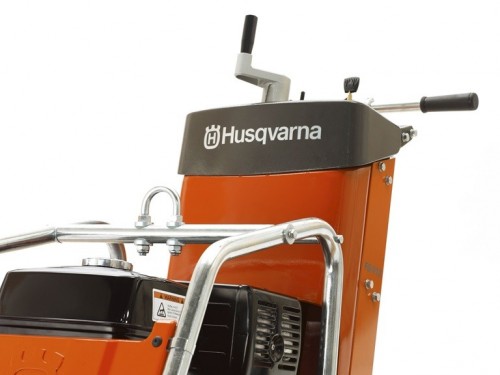 Husqvarna FS 413