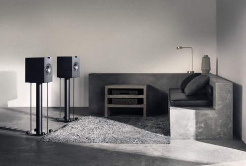 KEF Q150