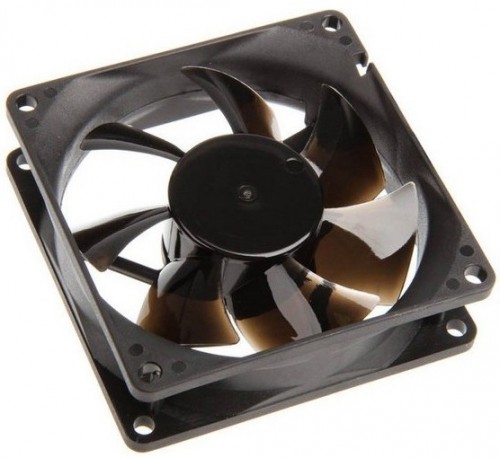 Noiseblocker BlackSilent PRO P-P