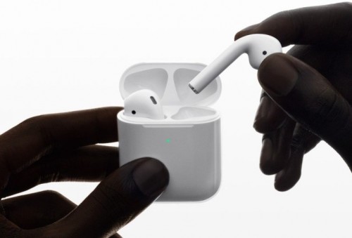 Apple Airpods (2nd gen)