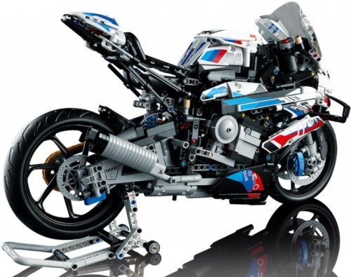 Lego BMW M 1000 RR 42130