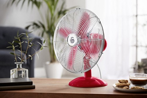 SWAN Retro 12 Inch Desk Fan