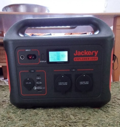 Jackery Explorer 1000