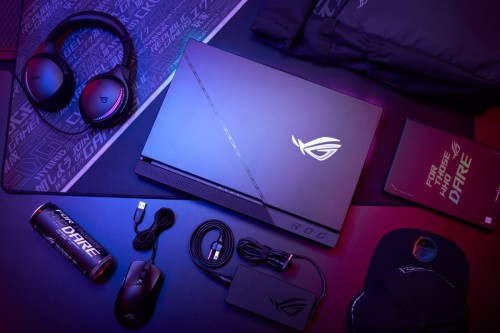 Asus ROG Strix Scar 17 (2023) G733PZ