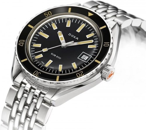 DOXA SUB 200 Sharkhunter 799.10.101.10