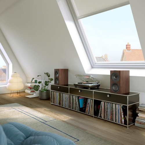 KEF Q Concerto Meta