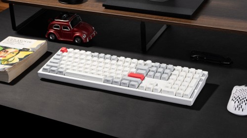 Keychron Q6 Max (Side-Printed Keycaps) Red Switch