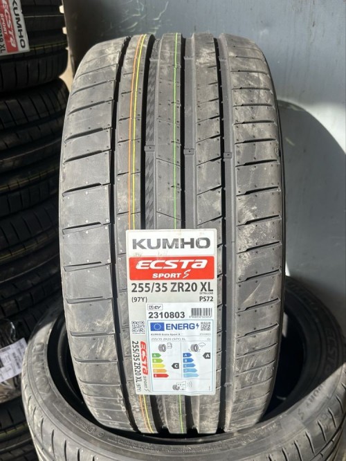 Kumho Ecsta Sport S