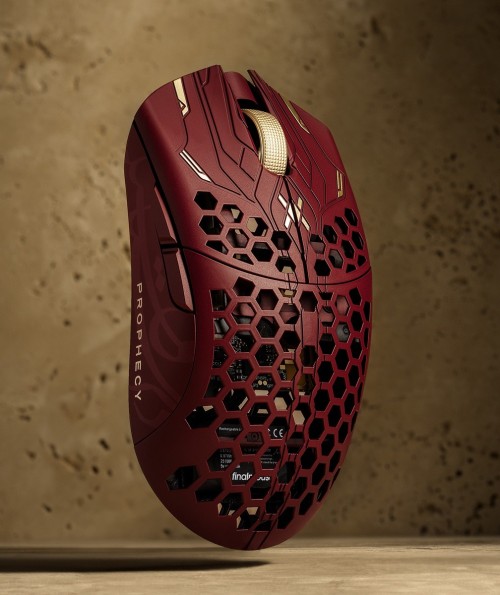Finalmouse ULX Prophecy Medium