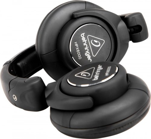 Behringer HPX6000