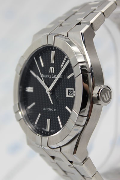 Maurice Lacroix AI6008-SS002-330-1