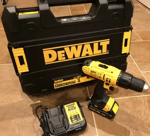 DeWALT DCD776S2T