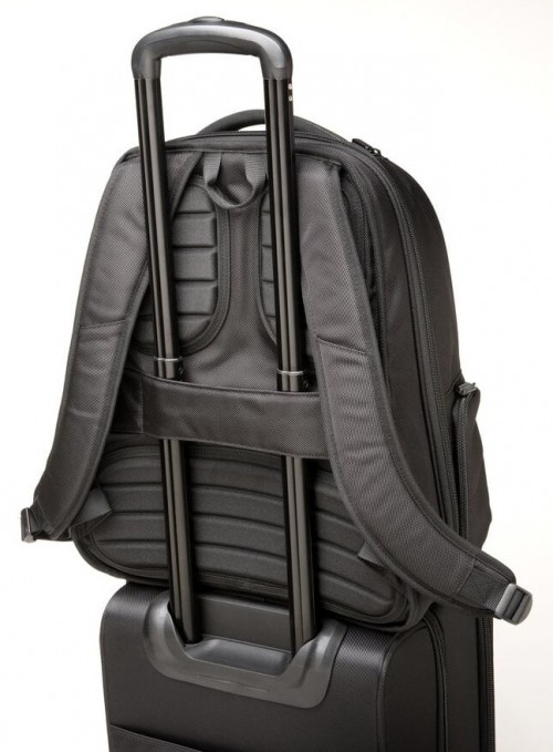 Kensington Contour 2.0 Business Laptop Backpack 15.6