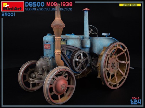 MiniArt German Agricultural Tractor D8500 Mod. 1938 (1:24)