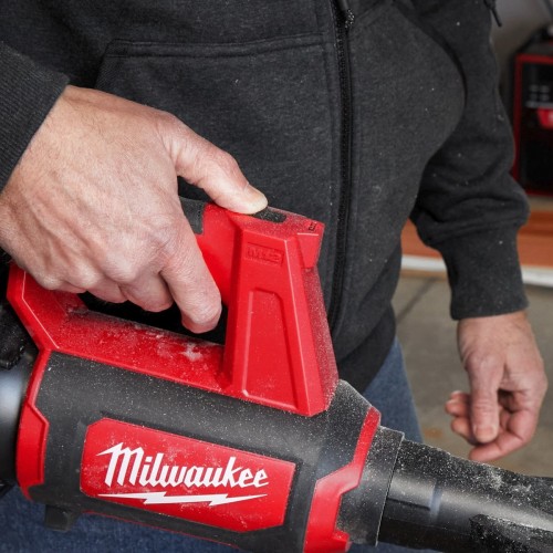 Milwaukee M12 BBL-0