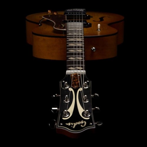 Godin 5th Avenue Jumbo P90