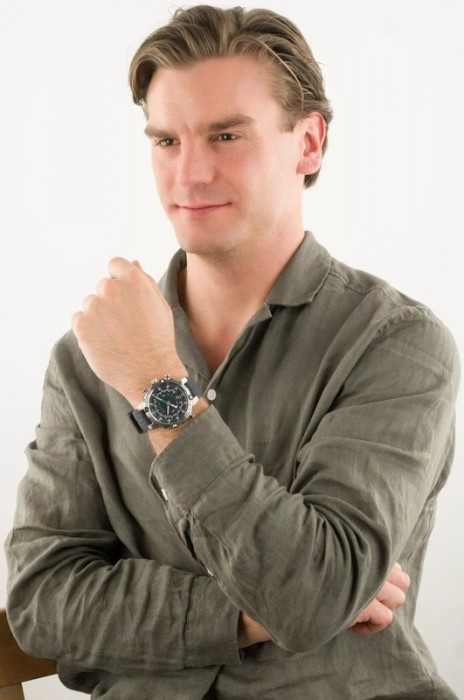 Timex Expedition TW2W24200