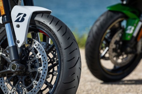 Bridgestone Battlax Sport Touring T33