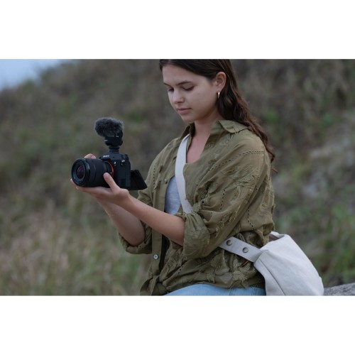 Sony 28-70mm f/3.5-5.6 FE OSS II