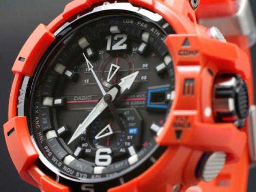 Casio GW-A1100R-4AER
