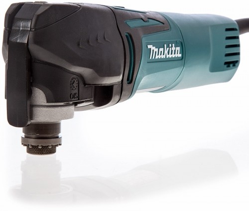 Makita TM3010C