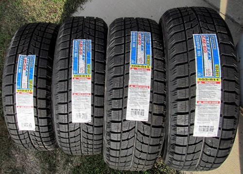 Bridgestone Blizzak LM-60