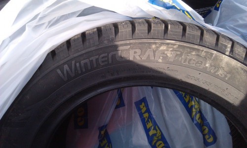 Kumho WinterCraft Ice Wi31