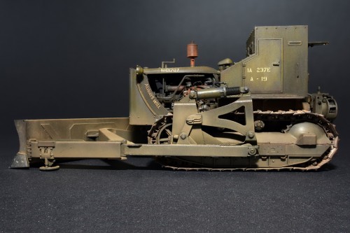 MiniArt U.S. Armoured Bulldozer (1:35)