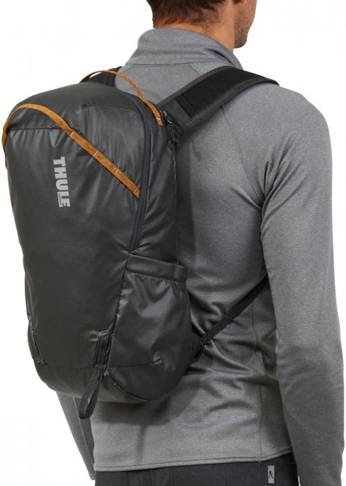 Thule Stir 18L F