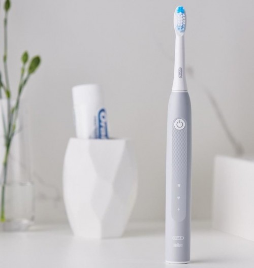 Braun Oral-B Pulsonic Slim 2000