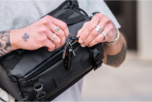 WANDRD Roam Sling 6