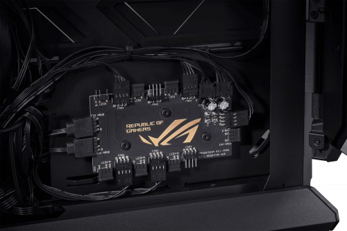 Asus ROG Hyperion GR701