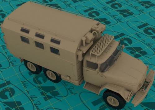 ICM ZiL-131 Emergency Truck (1:35)