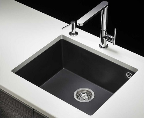 Pyramis Tetragon 50x40 1B 070067011