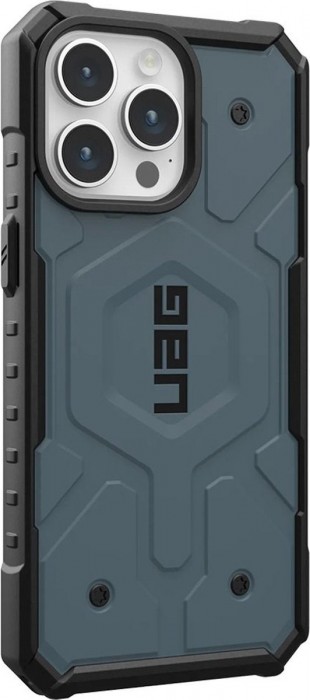 UAG Pathfinder with Magsafe for iPhone 15 Pro Max