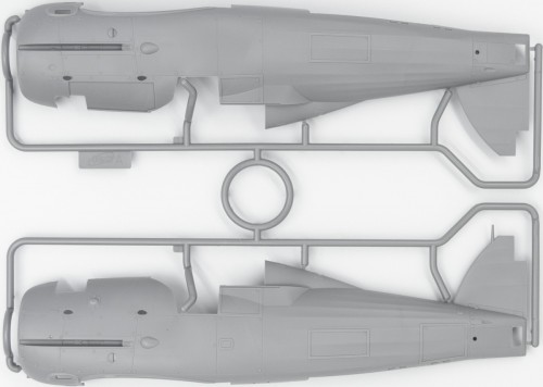 ICM Gloster Sea Gladiator Mk.II With Royal Navy Pilots (1:32