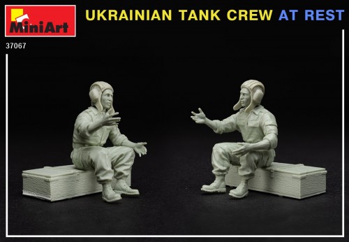 MiniArt Ukrainian Tank Crew At Rest (1:35)