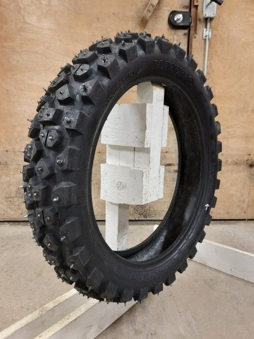 Maxxis M6006