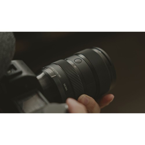 Sigma 17-40mm f/1.8 Art DC