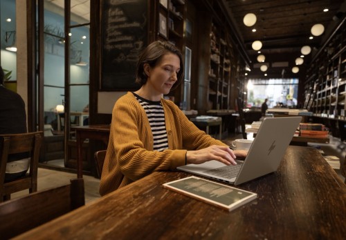 HP OmniBook 7 14-fs0000