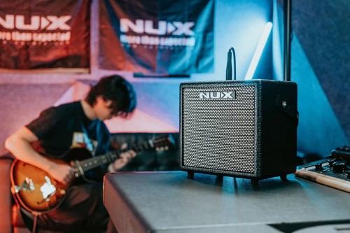 Nux Mighty-8BT MKII