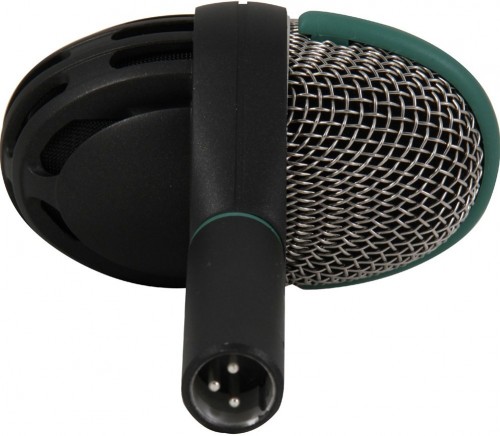 AKG D112