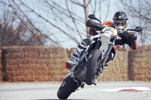 Continental ContiAttack Supermoto