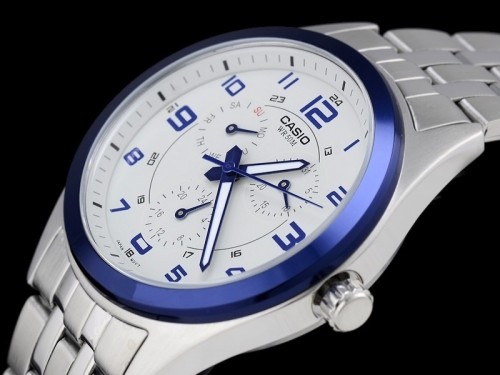 Casio MTP-1352D-8B1