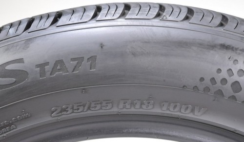 Kumho Solus TA71