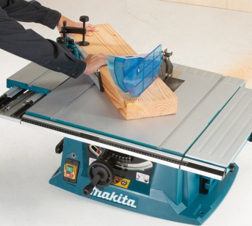 Makita MLT100N