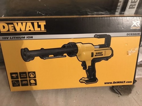 Упаковка DeWALT DCE560N