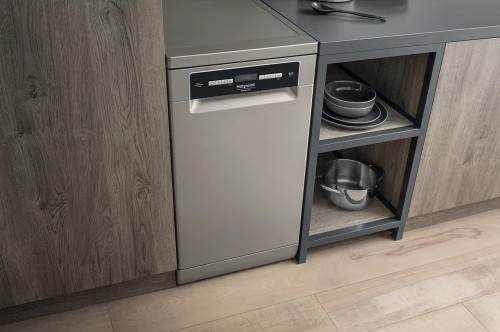 Hotpoint-Ariston HSFO 3T223 WC X