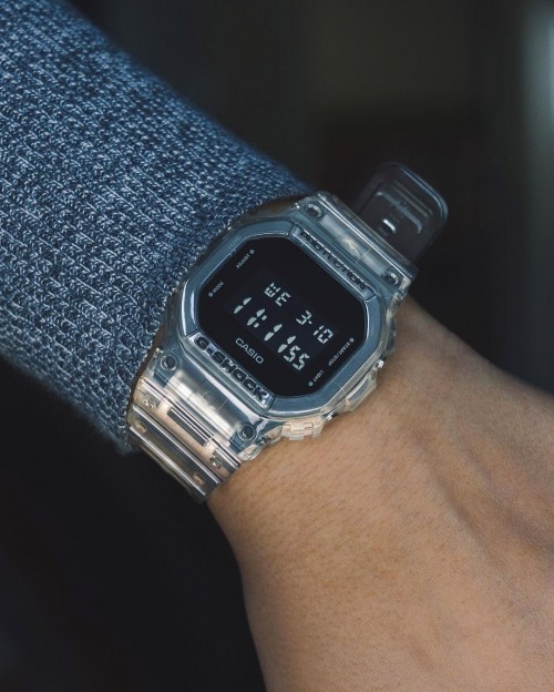 Casio G-Shock DW-5600SKE-7