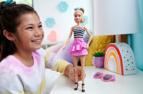 Barbie Fashionistas HRH11